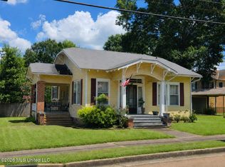 225 S 5th St, McComb, MS 39648