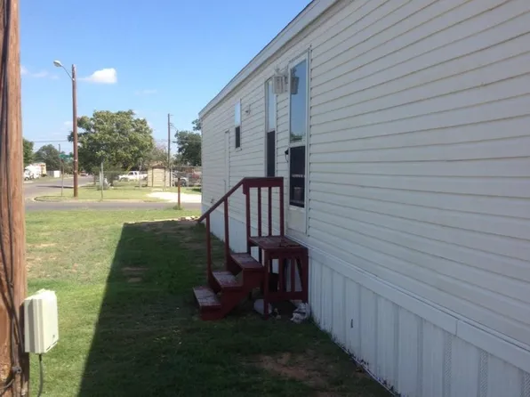 400 SE 1st St, Andrews, TX 79714