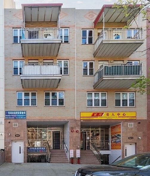 1st image of 5813 6th Ave