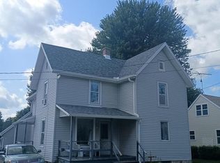 315 S Columbus St, Randolph, WI 53956