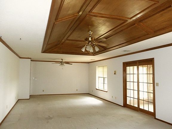 2nd image of 1315 Alvera Ln