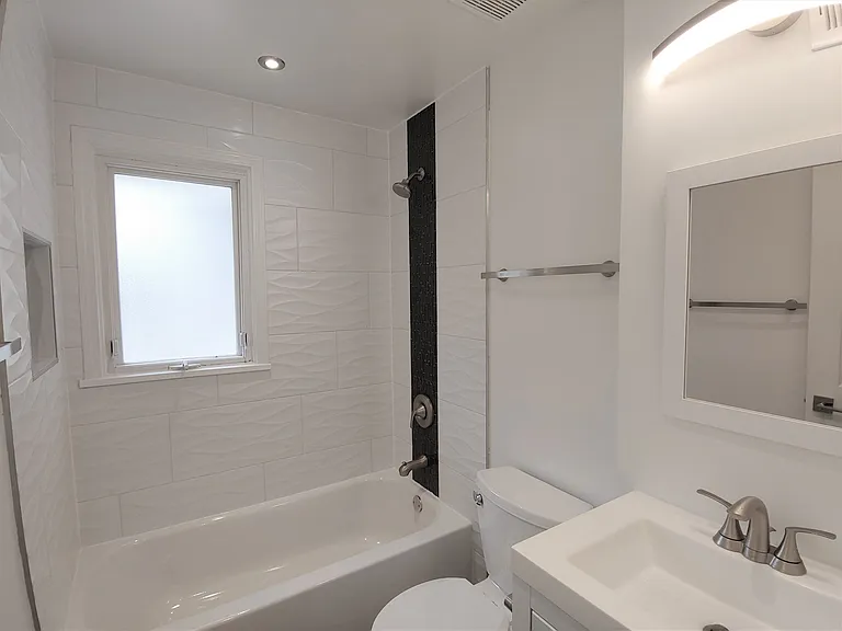2216 Harvard Dr — Photo 10