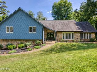11032 Crosswind Dr, Knoxville, TN 37934