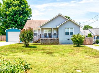 210 Sandy Cir, La Follette, TN 37766