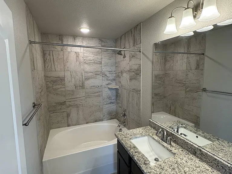 720 Westfield Blvd — Photo 20