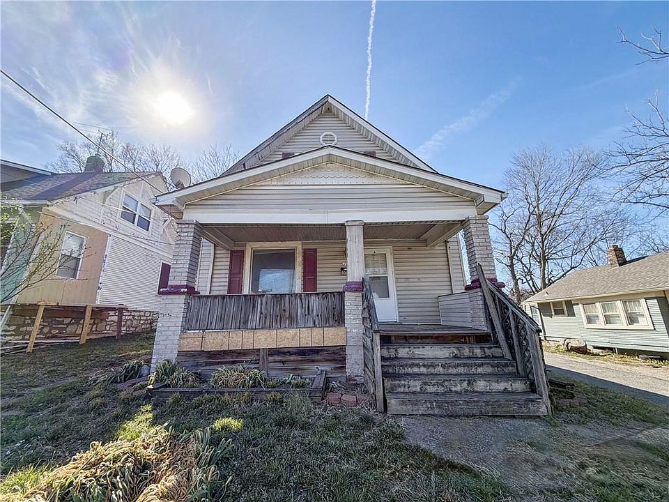 1st image of 1136 N 32nd St