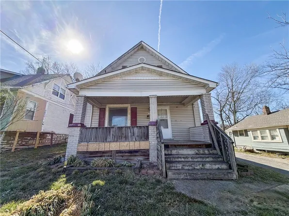 1136 N 32nd St, Kansas City, KS 66102