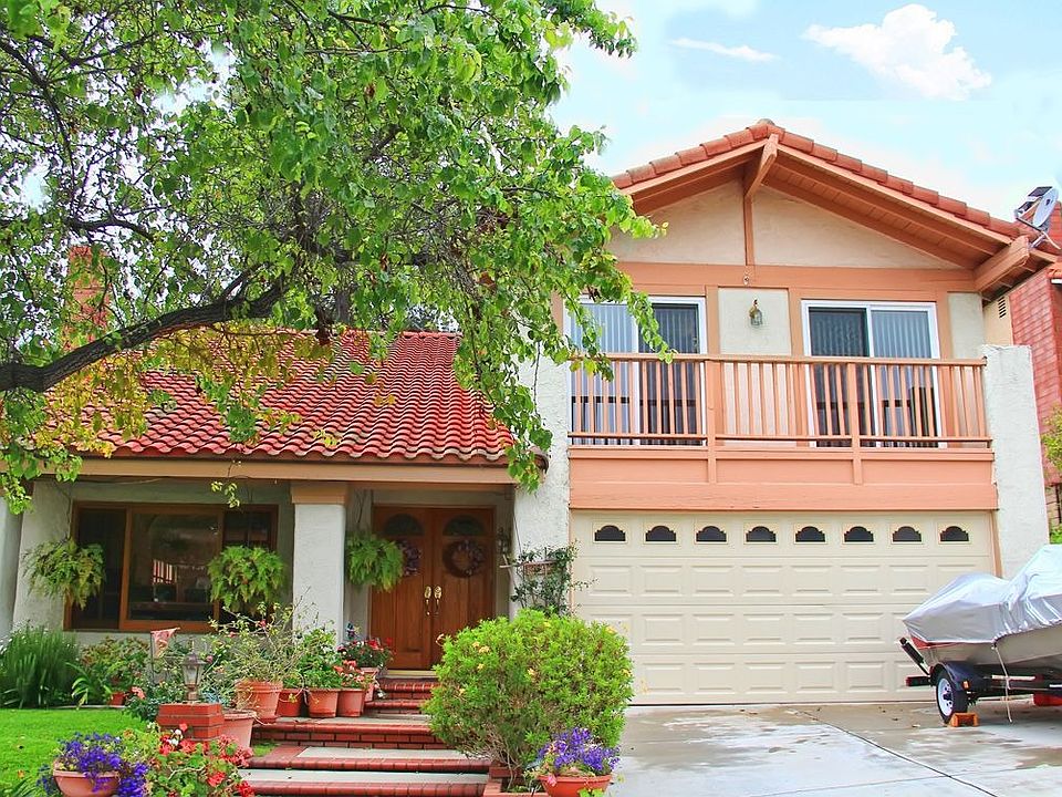 1st image of 1933 Viento Verano Dr