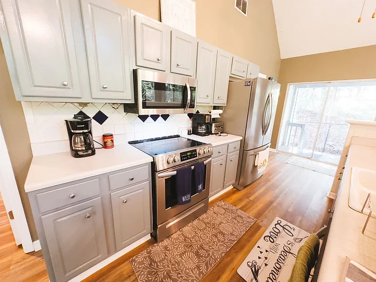 1177 Pine Dr — Photo 6