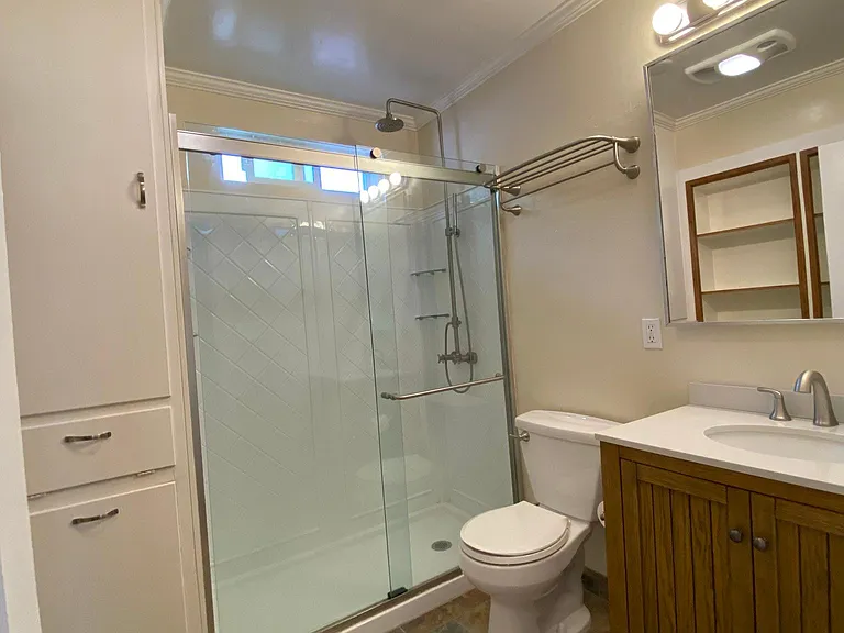 619 Catalina Blvd — Photo 8