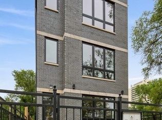 3715 S Giles Ave #2, Chicago, IL 60653