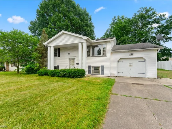 1775 Lancaster Dr, Youngstown, OH 44511