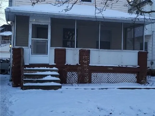 4009 Bucyrus Ave, Cleveland, OH 44109