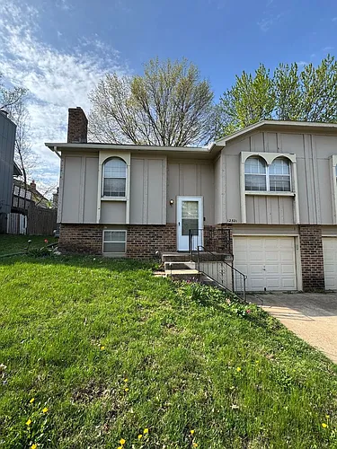 12321 W 71st St Photo 1