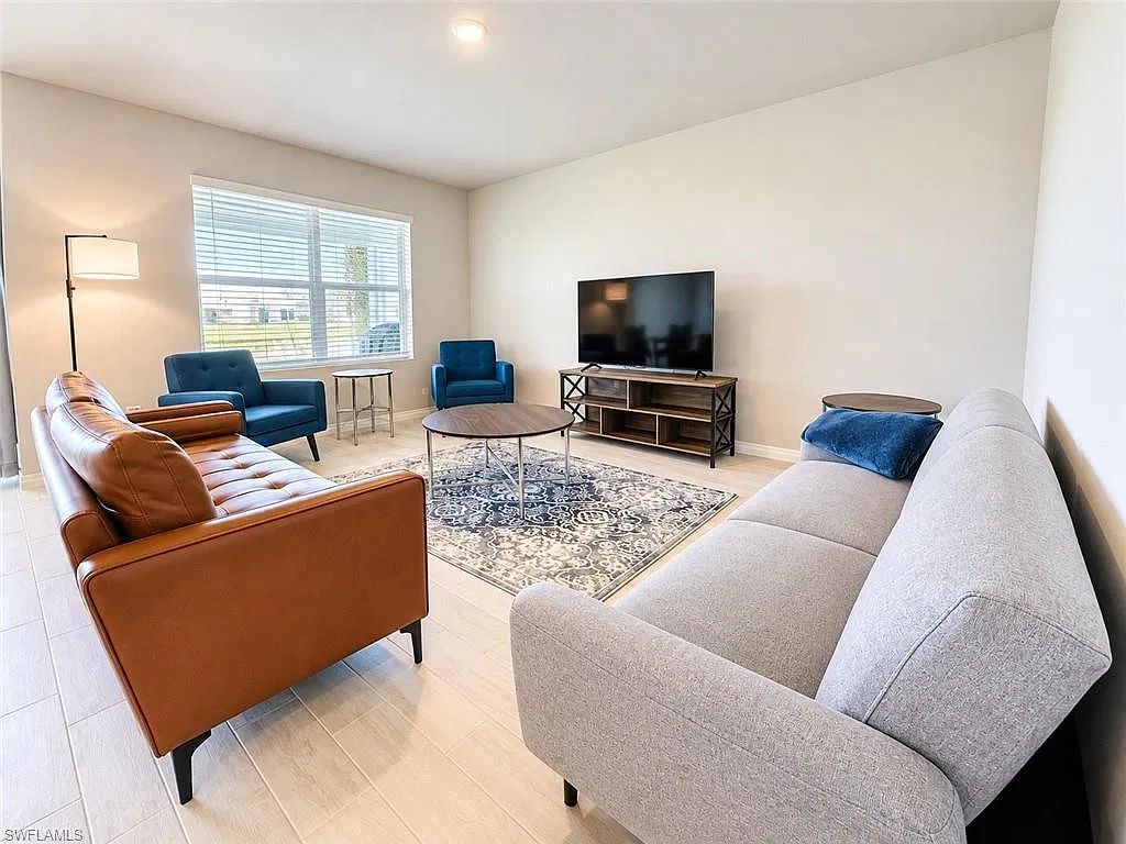 3 bed, 2.0 bath, 1671 sqft, $1,850 — Photo 3