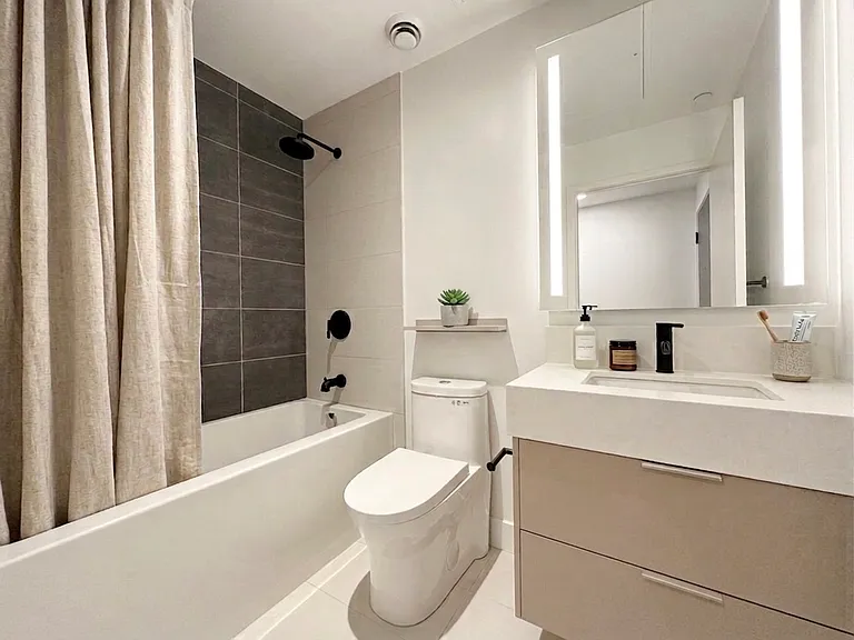 308 Jarvis St #2206 — Photo 9