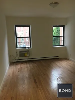 Rented by Bond New York | media 19