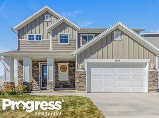 3672 S Bridgeview Ln, Syracuse, UT 84075