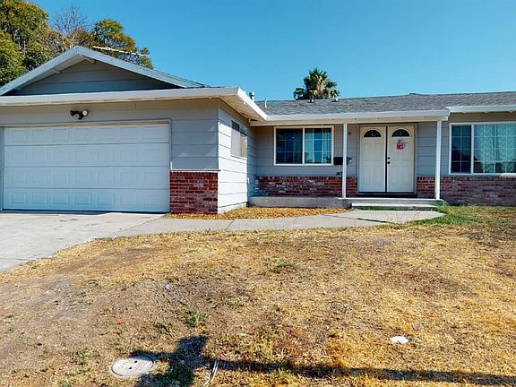 3rd image of 2417 Segarini Way