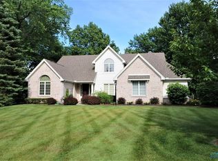 6124 Connemara Ct, Maumee, OH 43537