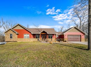 1383 E 525th Rd, Brighton, MO 65617