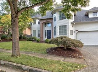 380 NW Pacific Grove Dr, Beaverton, OR