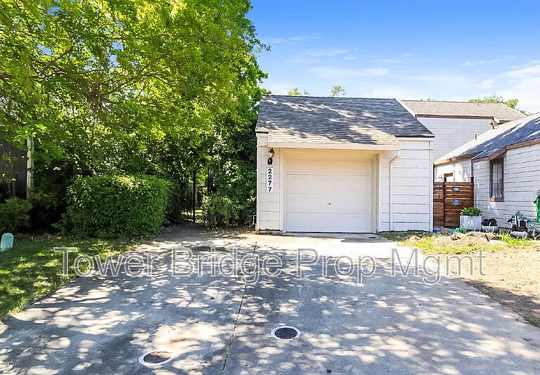 2277 Sandcastle Way — Photo 3
