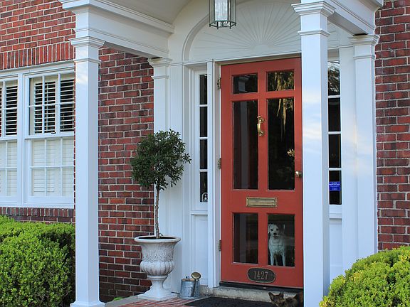 4th image of 1427 Windsor Pl