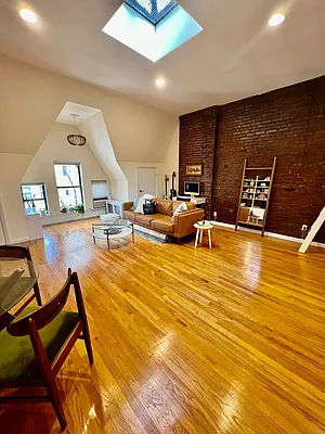 Rented by Oxford Property Group | media 3