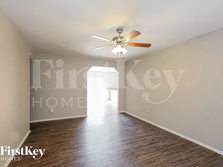 6935 W Palo Verde Ave — Photo 2