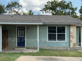 512 Lenora Dr #B, Taylor, TX 76574