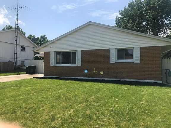 2nd image of 3951 Raymond Dr