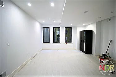 Rented by Next Door Realty NYC