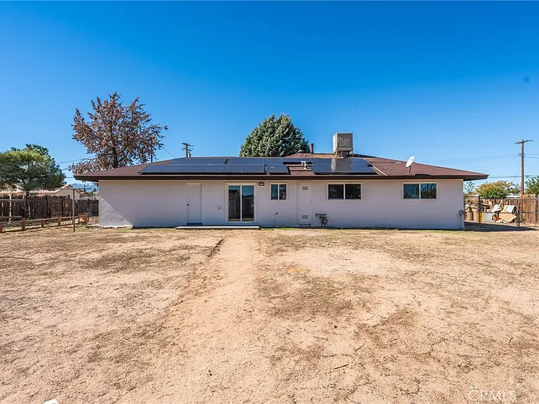 9925 Redwood Ave — Photo 16