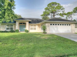 554 Agnes St, Sebastian, FL 32958