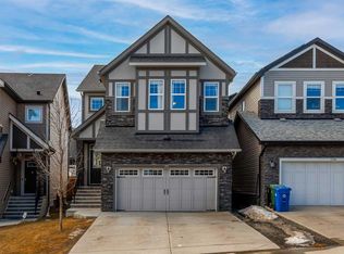 192 NE Nolanhurst Hts NW, Calgary, AB T3R1S6