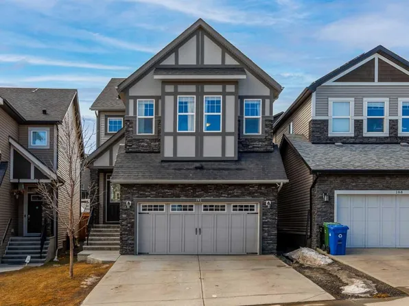 192 NE Nolanhurst Hts NW, Calgary, AB T3R 1S6