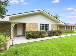 6031 Main Highway Hwy, Saint Martinville, LA 70582