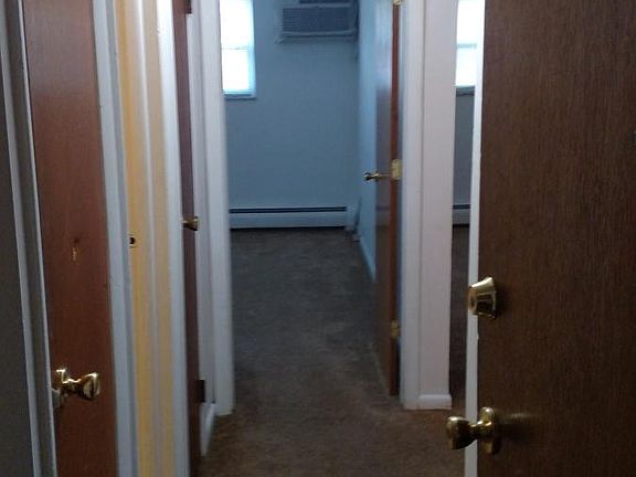 4th image of 4991 Arbor Village Dr APT B20