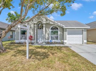 7323 R J Cove Ct, Orlando, FL 32822