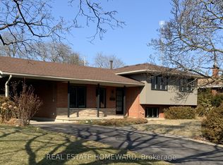 33 Strathcona Dr, Saint Catharines, ON L2M 2A8