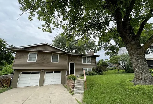 15112 Lincoln Cir Photo 1