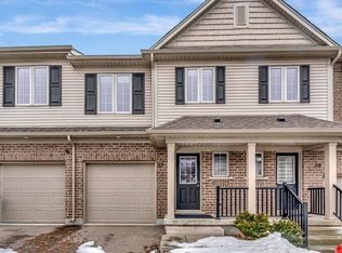 50 Pinnacle Dr #57, Kitchener, ON N2P 0H8