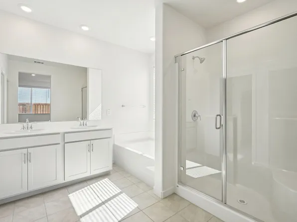 1424 Crispus St, Galt, CA 95632