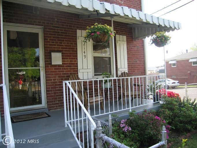 1st image of 2149 S Oakland St