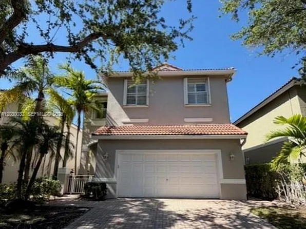 1125 Satinleaf St, Hollywood, FL 33019