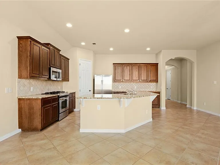 112 W Adelanta Pl — Photo 9