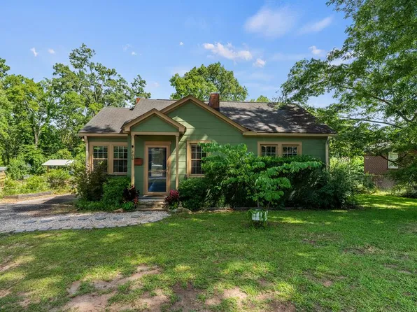 206 Briggs Ave, Greenwood, SC 29649