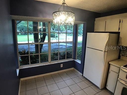 5th image of 966 Franklin Ct
