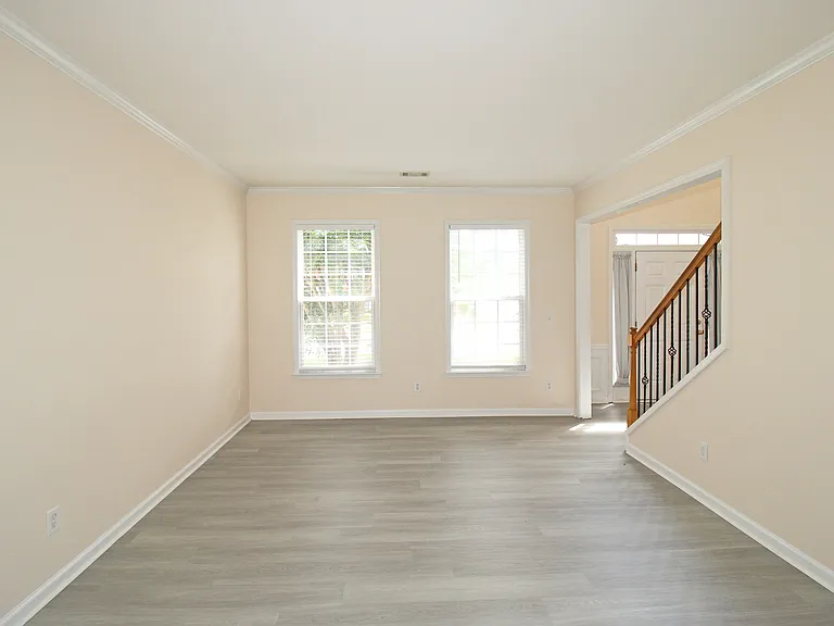 8155 Cavendish Pl — Photo 10